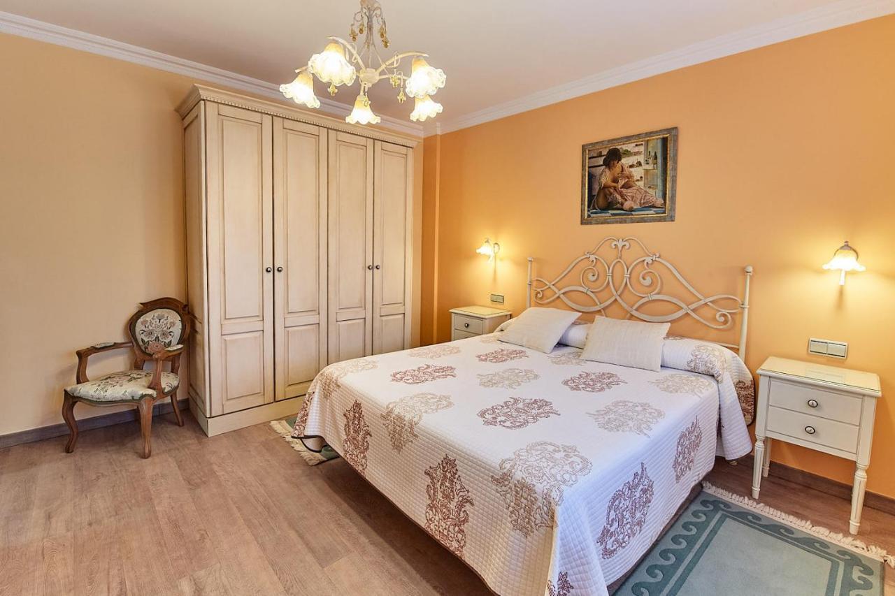 Alojamiento Extrahotelero Casa Ernestina Castillo  Εξωτερικό φωτογραφία